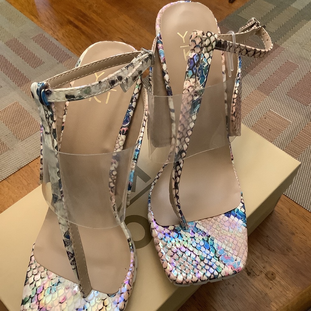 Multicolor animal print Thong Heel